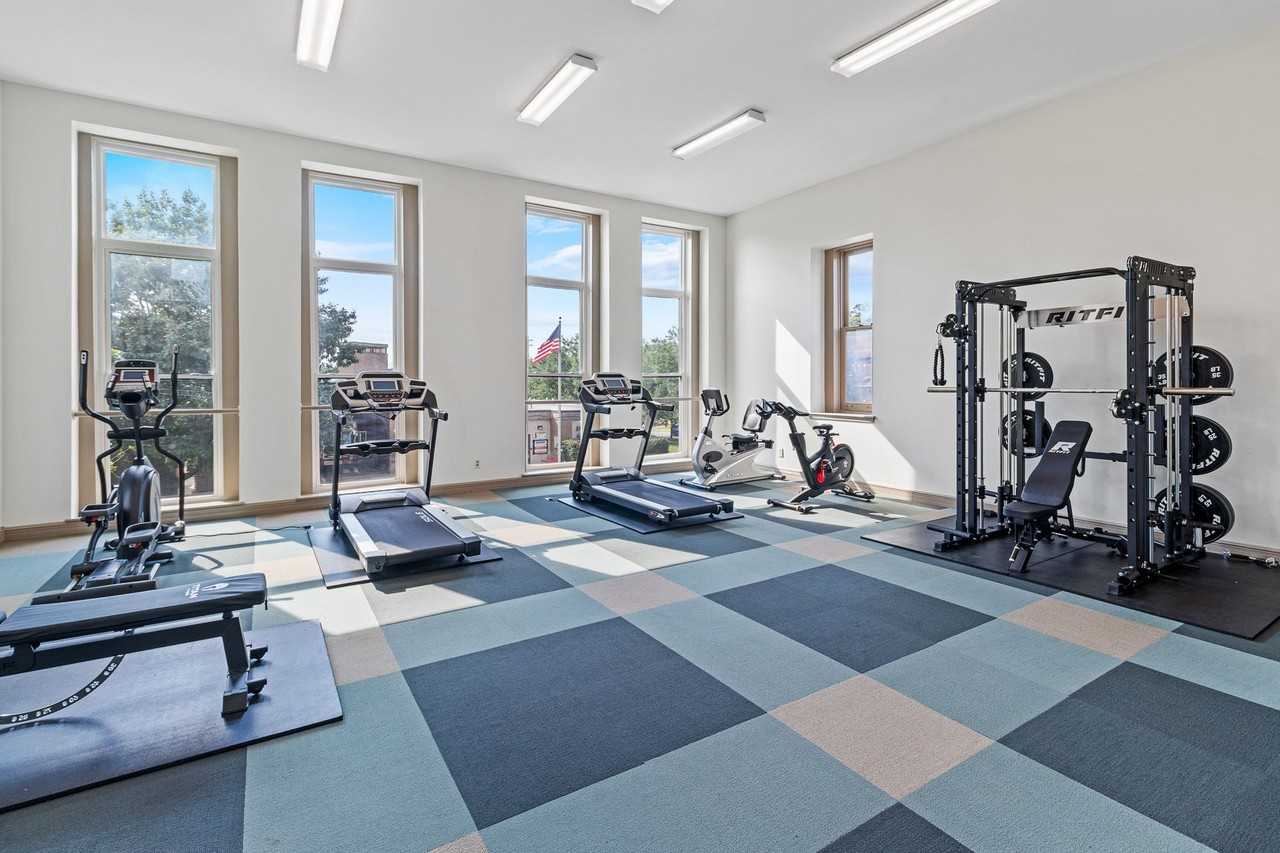 Station House Apartments - Photo 7 of 37