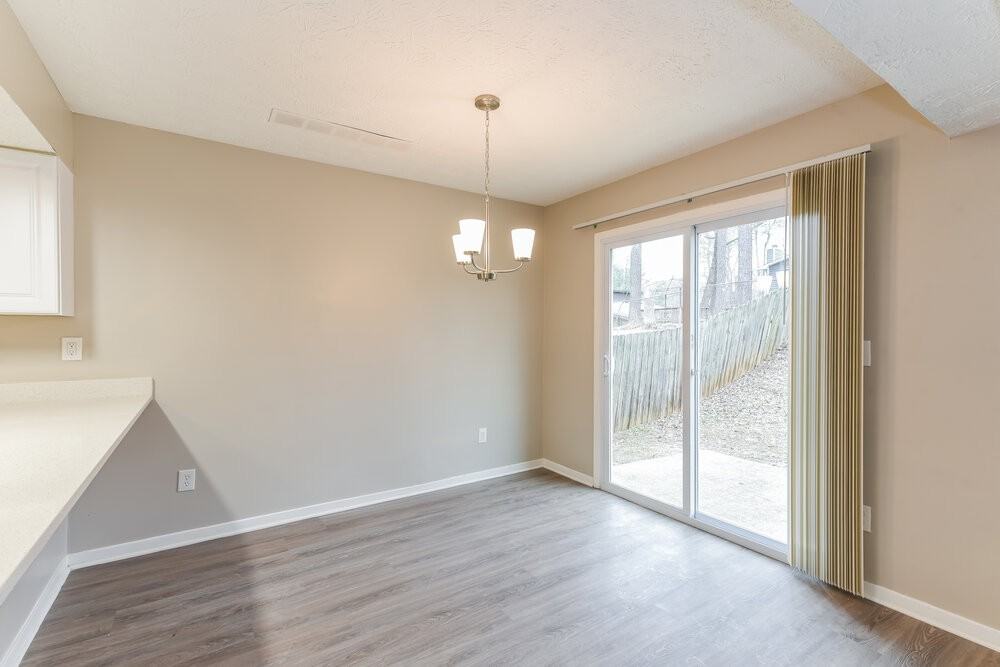 6375 E Windsor Ln - Photo 7 of 17