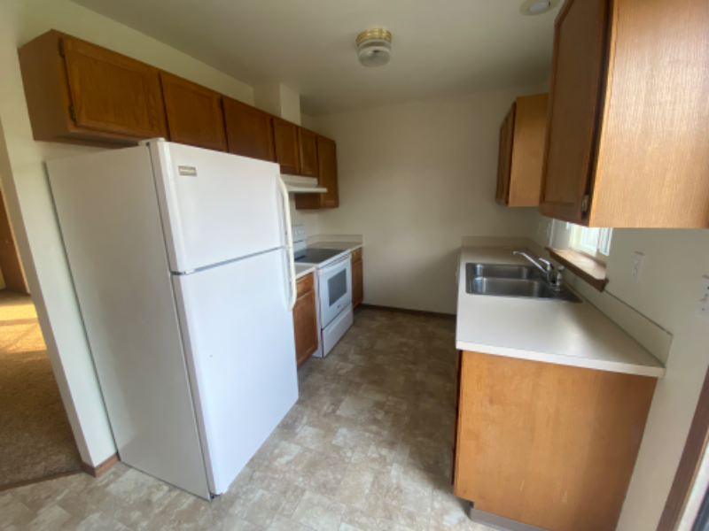 7503 Westbrook Ct #B - Photo 5 of 10