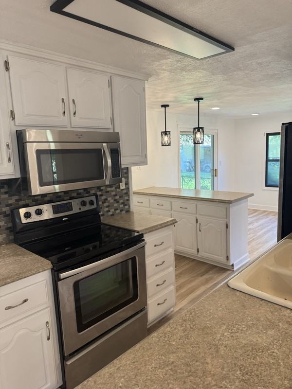 1725 1st Ave - Photo 3 of 13