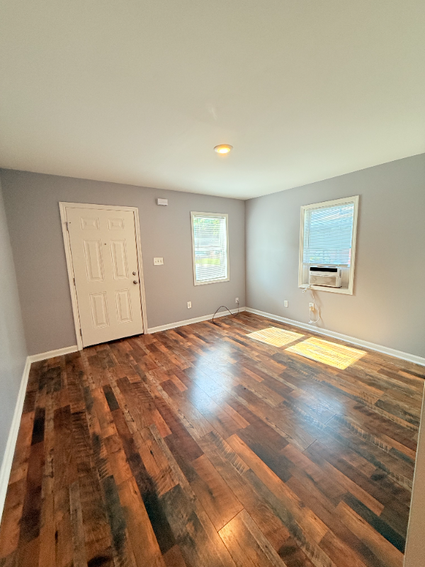 736 North Montgomery Street ##Tn - Photo 2 of 15