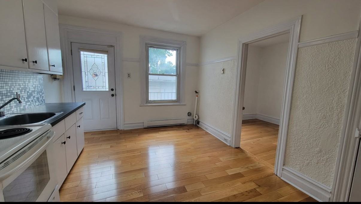 364 Rue Saint-Ferdinand - Photo 2 of 6