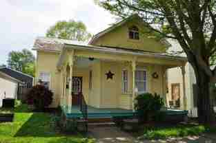 614 N Main St - Photo 1 of 1