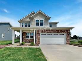 400 Golden Maple Pl - Photo 1 of 1