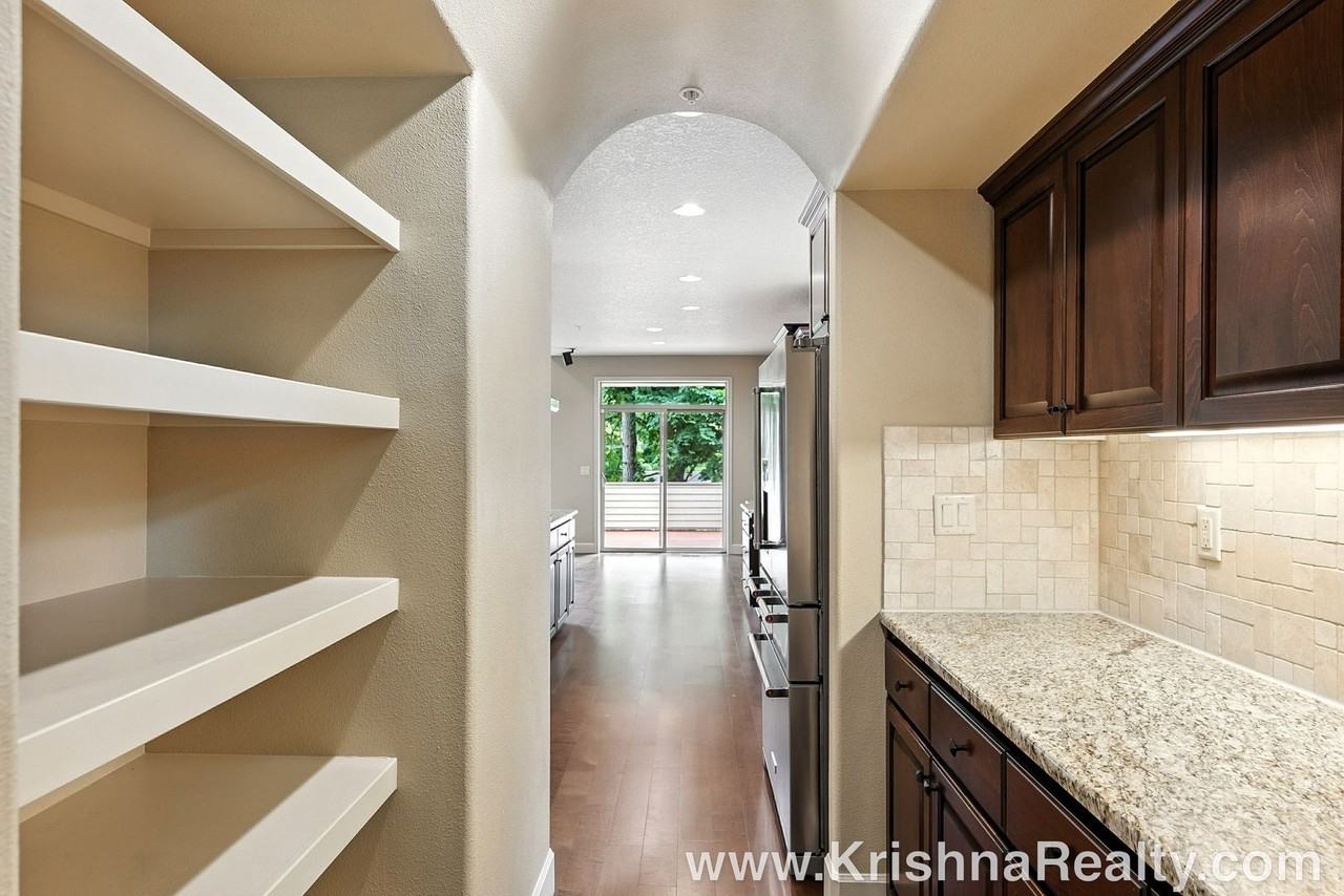 1533 Sw Joshua St - Photo 6 of 35