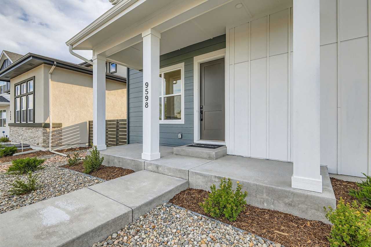 9598 Wolf Valley Dr #NA - Photo 3 of 38