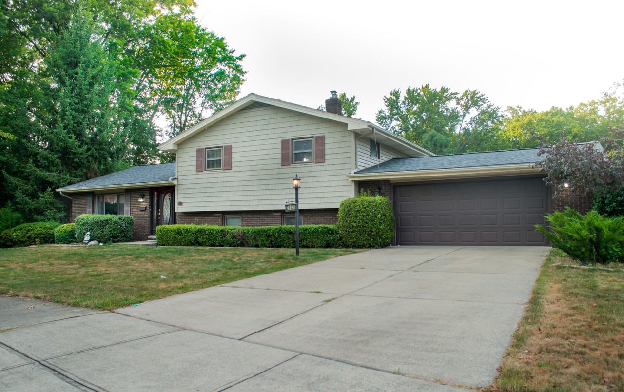 24420 S Oxford Oval #NA - Photo 3 of 29