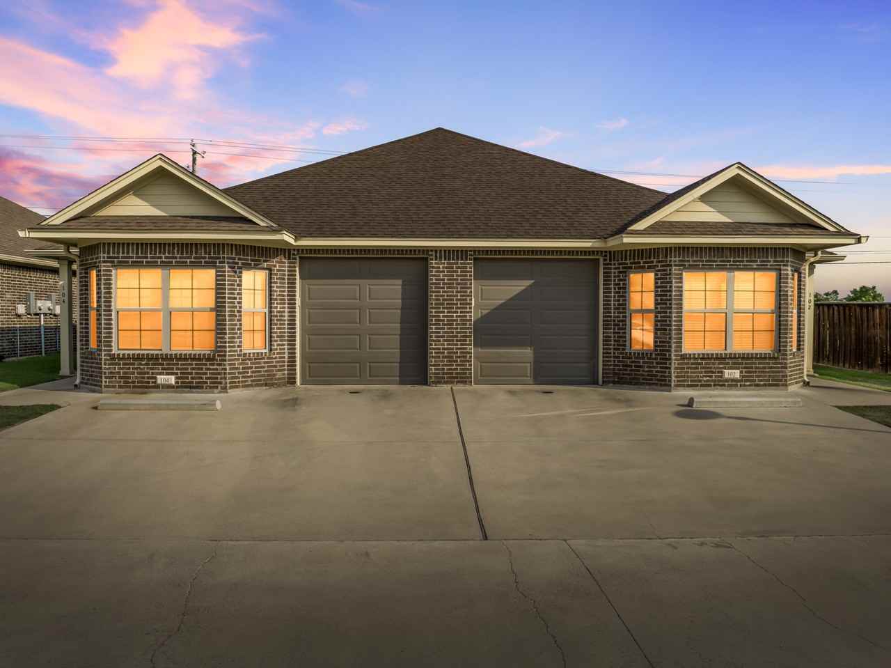 301 W Panther Way Apt 1302 #NA - Photo 2 of 30