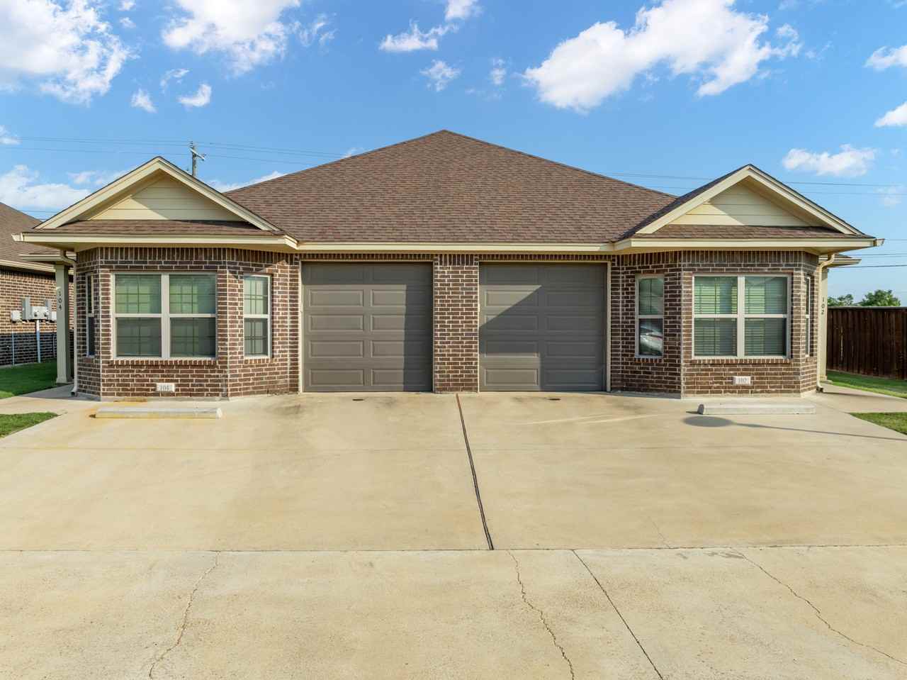 301 W Panther Way Apt 1302 #NA - Photo 4 of 30