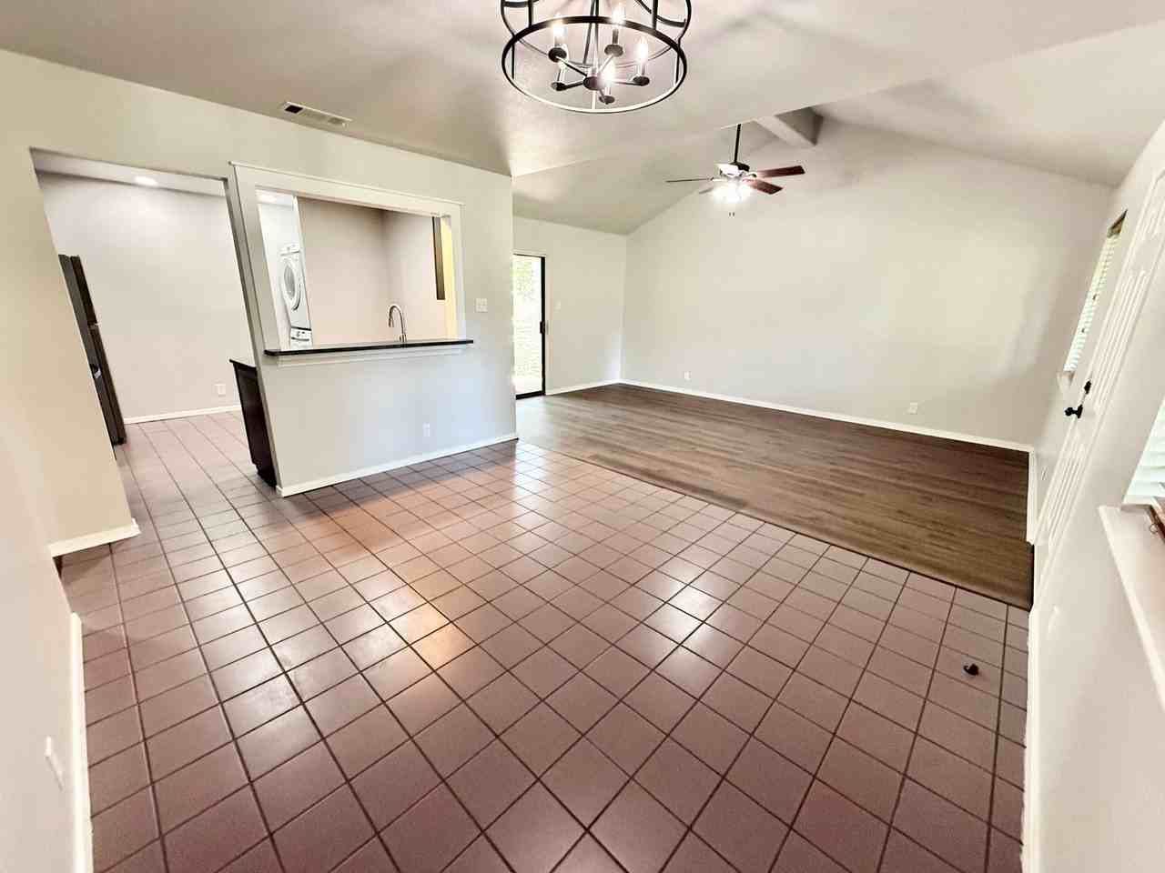 18135 Serenity Way #10 - Photo 5 of 22