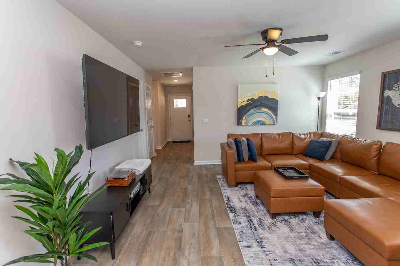 1800 Whispering Pine St Sw #NA - Photo 6 of 18