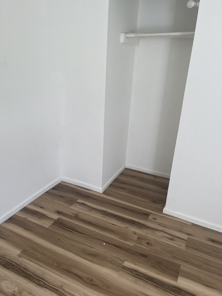 4004 N 26th St #NA - Photo 3 of 8