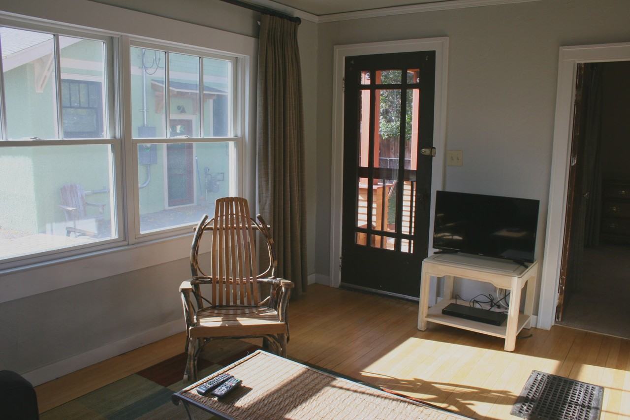 428 1/2 N 5th St #NA - Photo 2 of 7