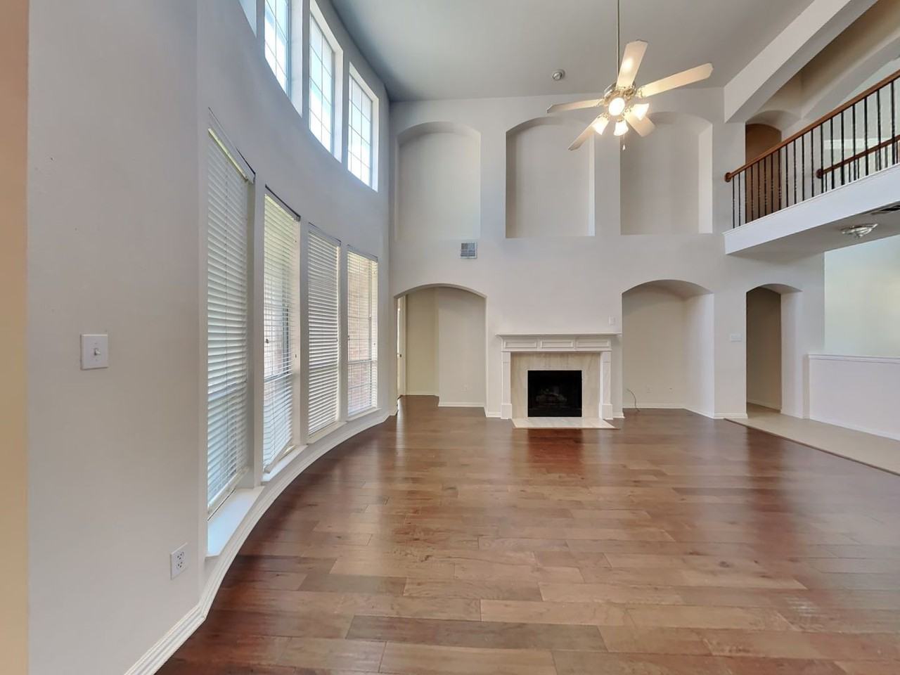 5134 Navajo Dr - Photo 2 of 36