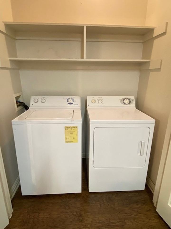 2208 N Carroll Blvd #2 - Photo 6 of 16