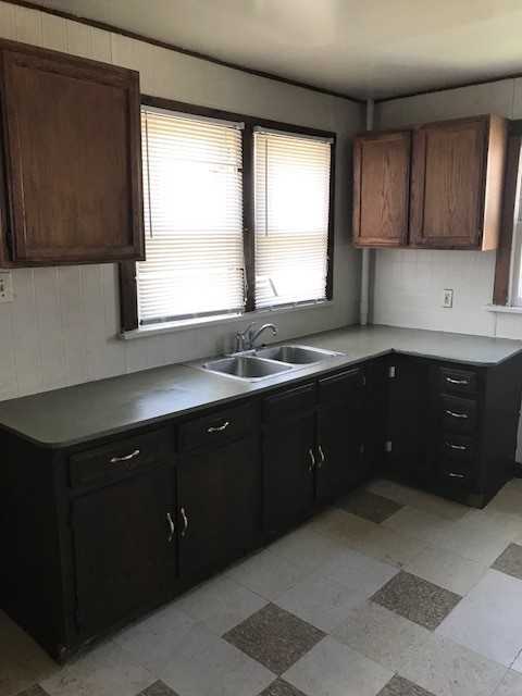 520 Adams Street - Photo 2 of 5