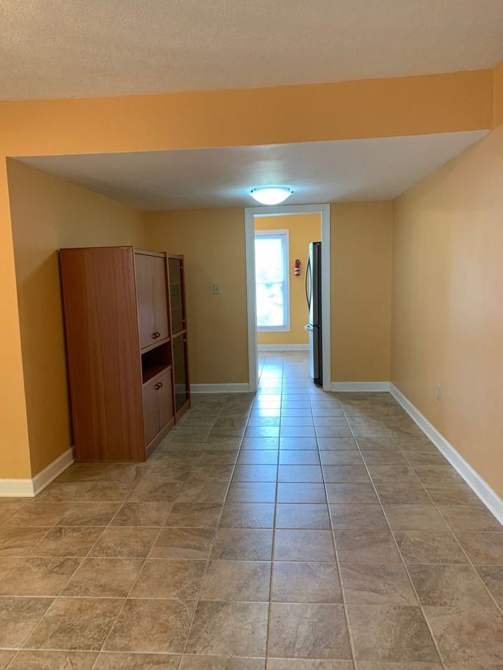 336 Loudon Rd - Photo 5 of 30