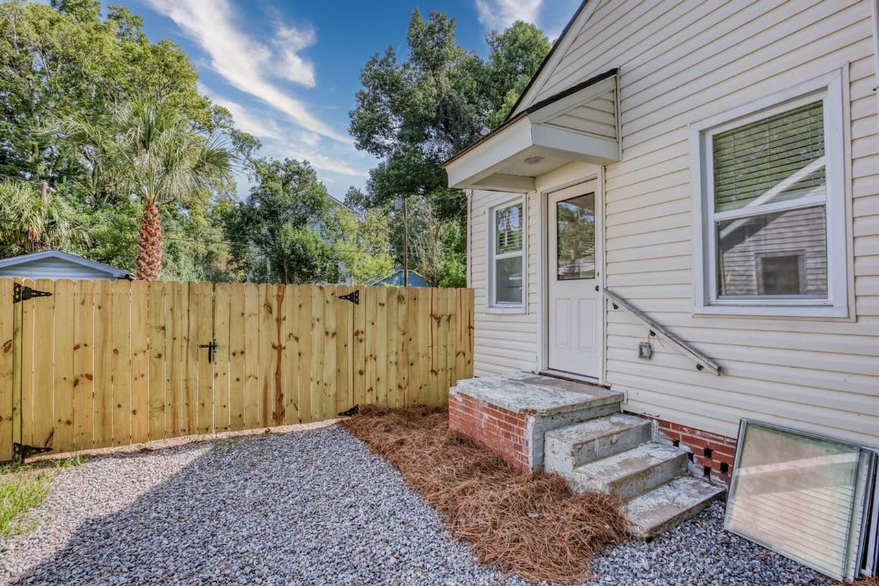 1412 E 33rd St - Photo 6 of 28