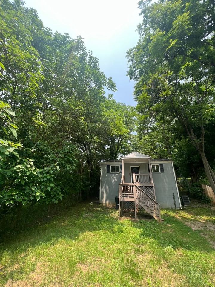 1436 Varnell Ave Ne - Photo 2 of 2