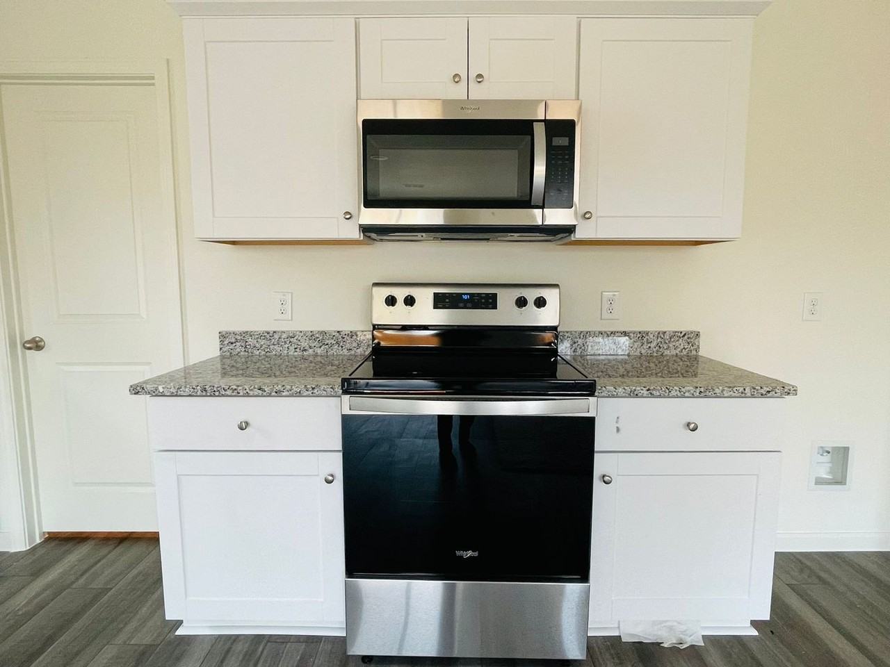 10348 Rosegreen Ln - Photo 2 of 17