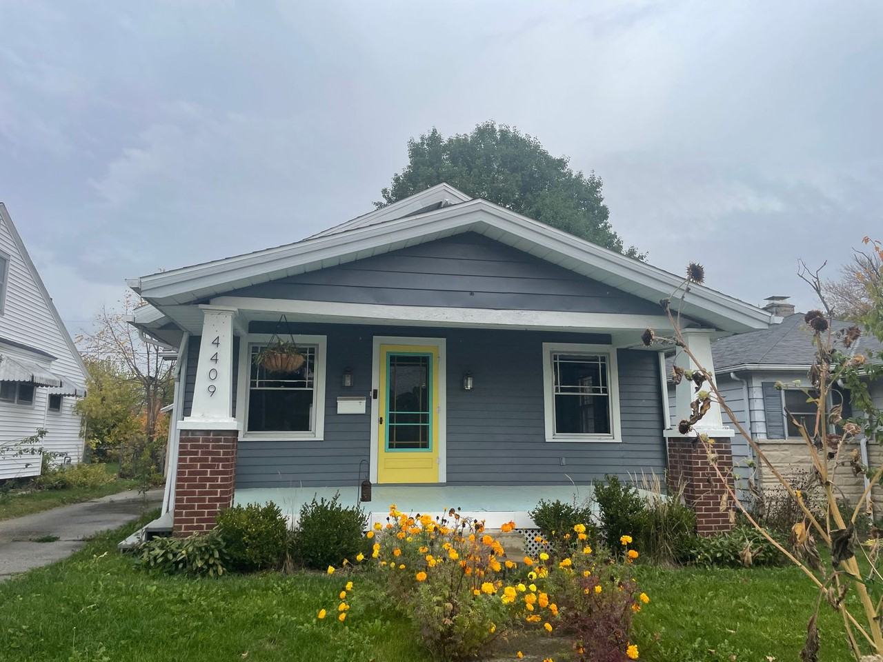 4409 S Wayne Ave - Photo 3 of 19