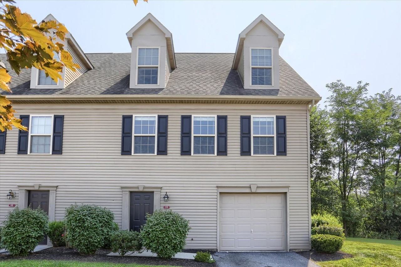 35 Brook Side Dr - Photo 2 of 33