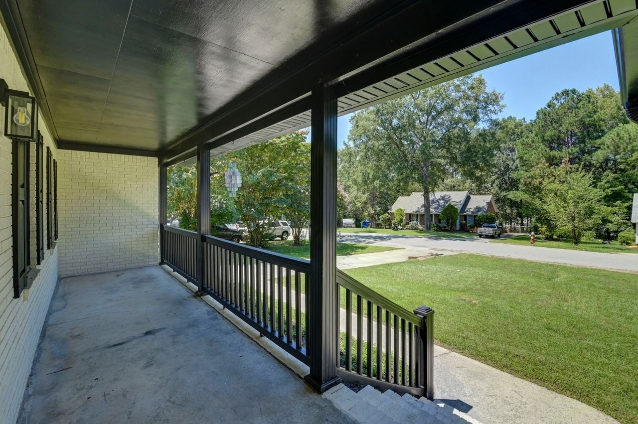 119 Wychwood Rd - Photo 3 of 40