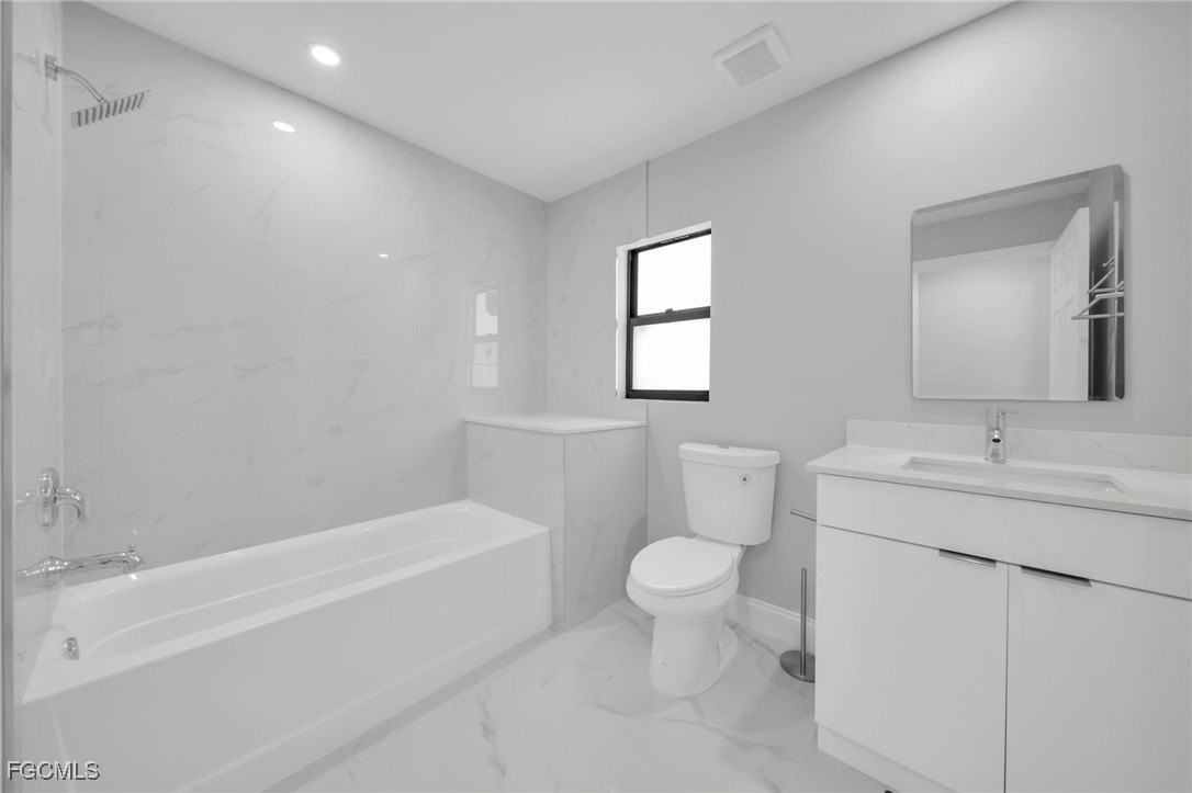 2001 Nw 20th St - Photo 4 of 21