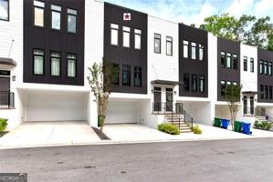 featured image of 1107 Briar Cove Cir