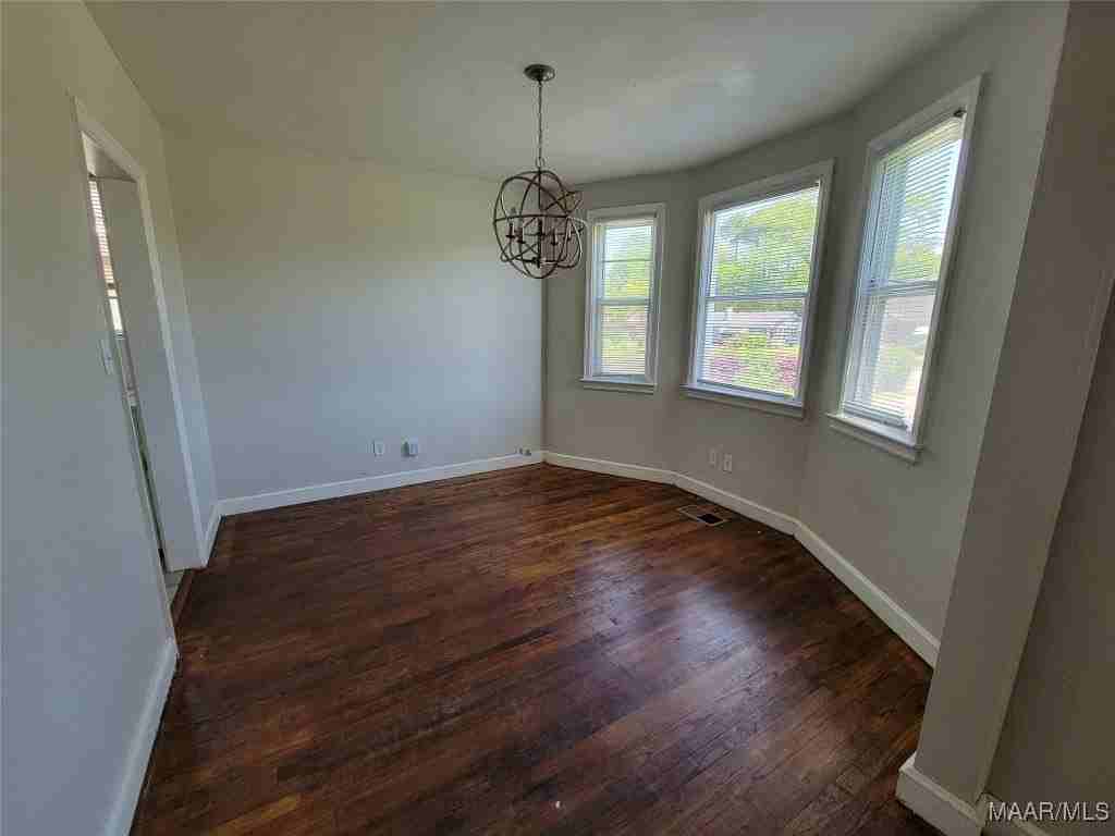 7 Calhoun Rd Unit B #B - Photo 4 of 9