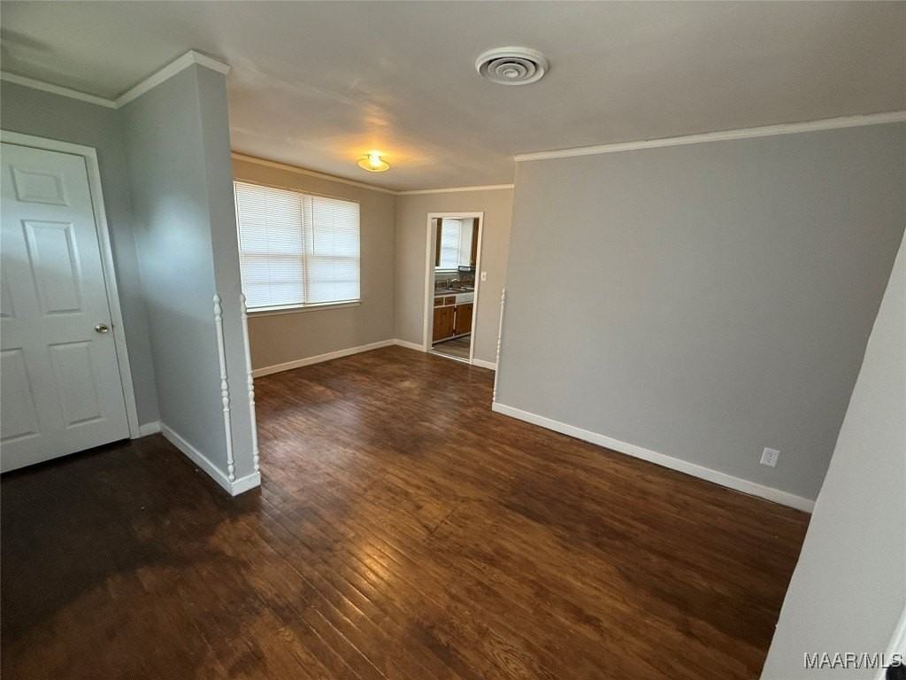 2030 Windsor Ave - Photo 2 of 10