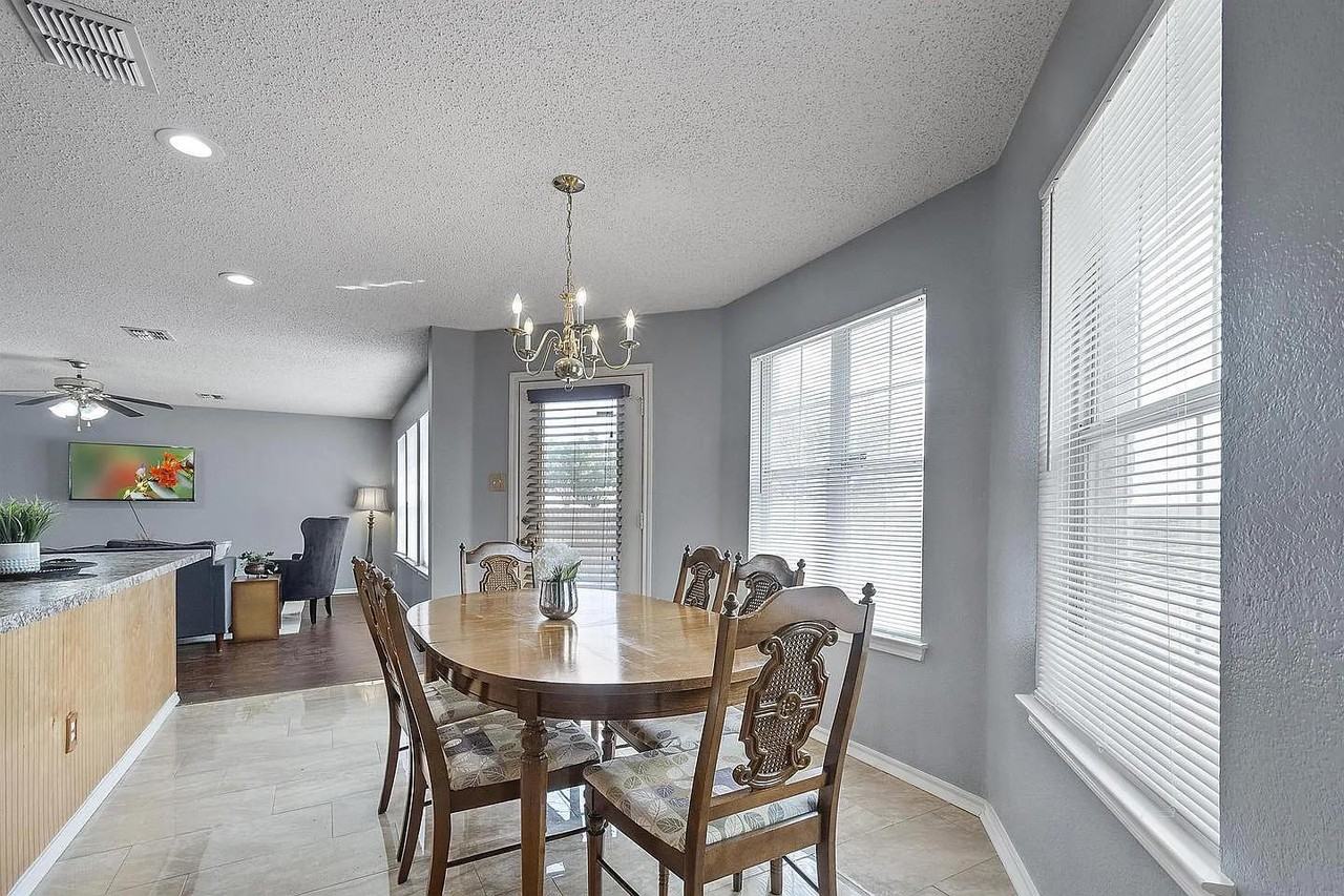 Mainsail Ln - Photo 2 of 9