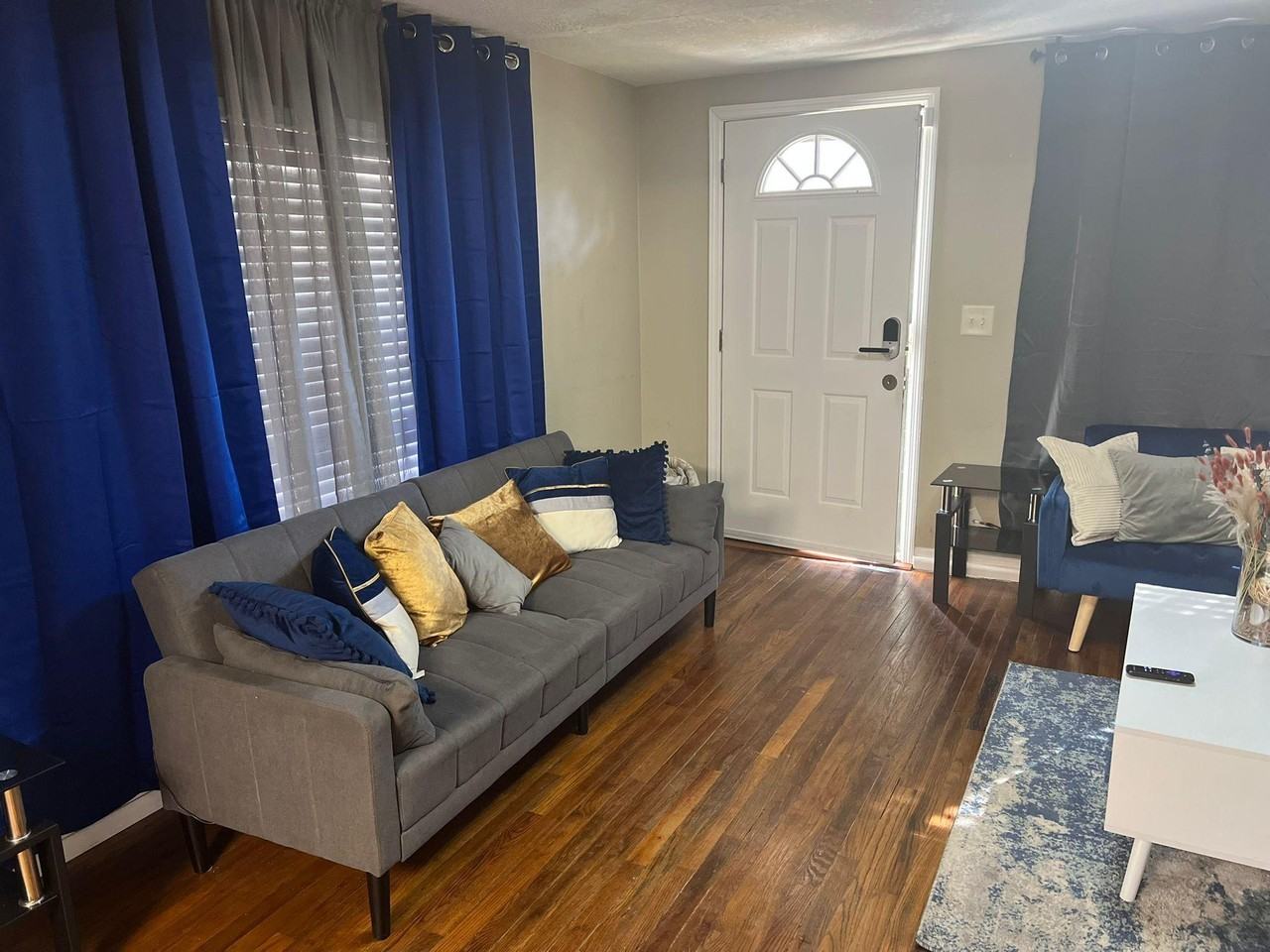 Grace Ln - Photo 2 of 11