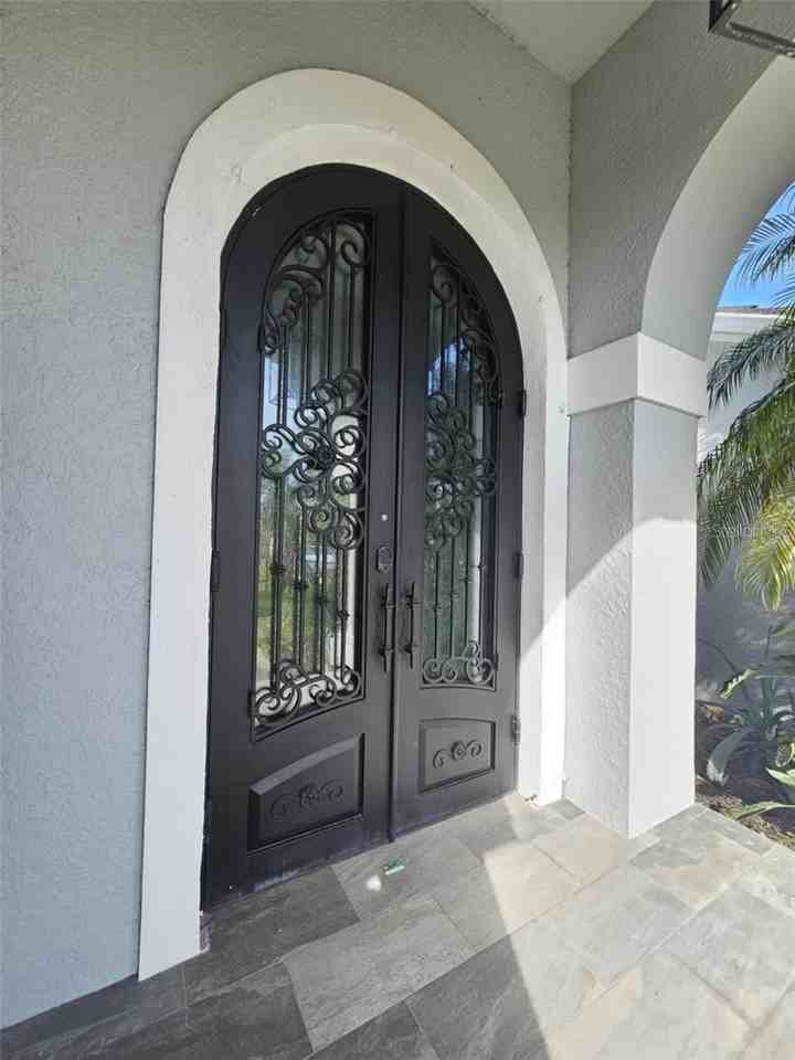 7114 River Club Blvd - Photo 2 of 29