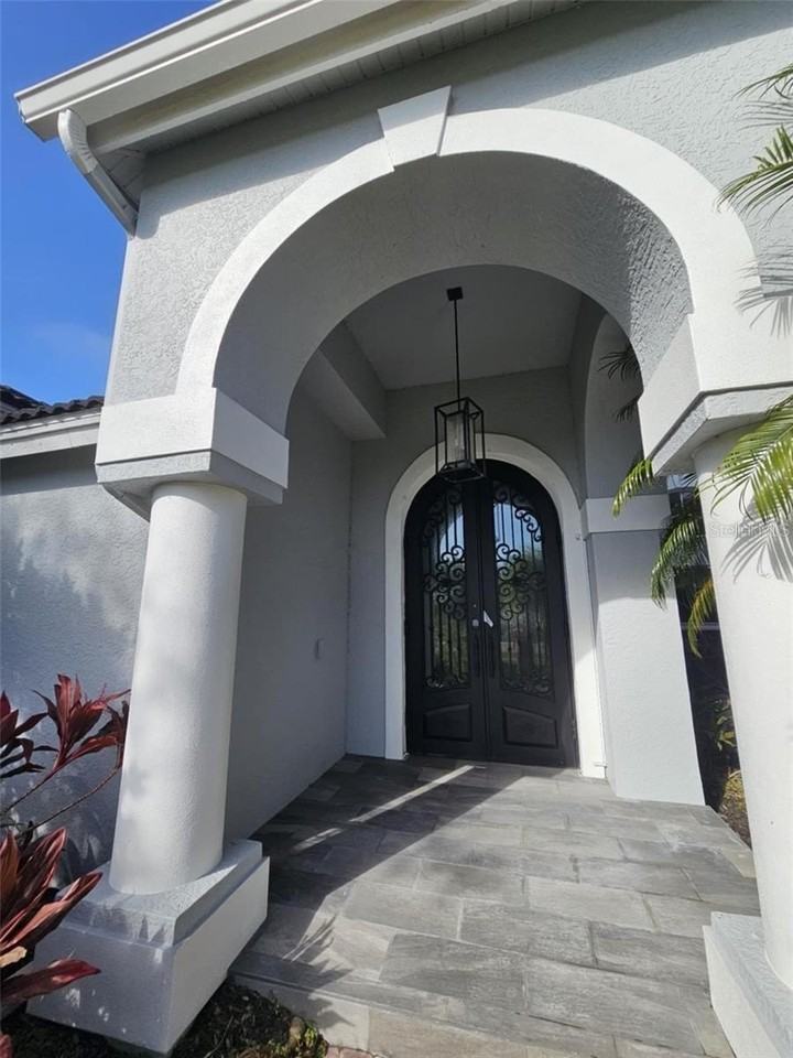 7114 River Club Blvd - Photo 3 of 29