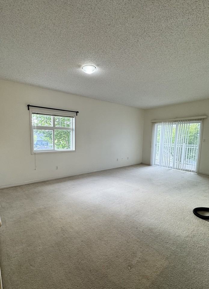 3040 Spence Wynd Southwest - Photo 3 of 8