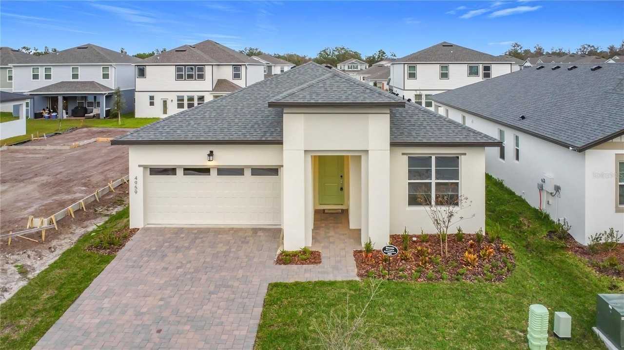 4959 Shady Pines Drive - Photo 2 of 48