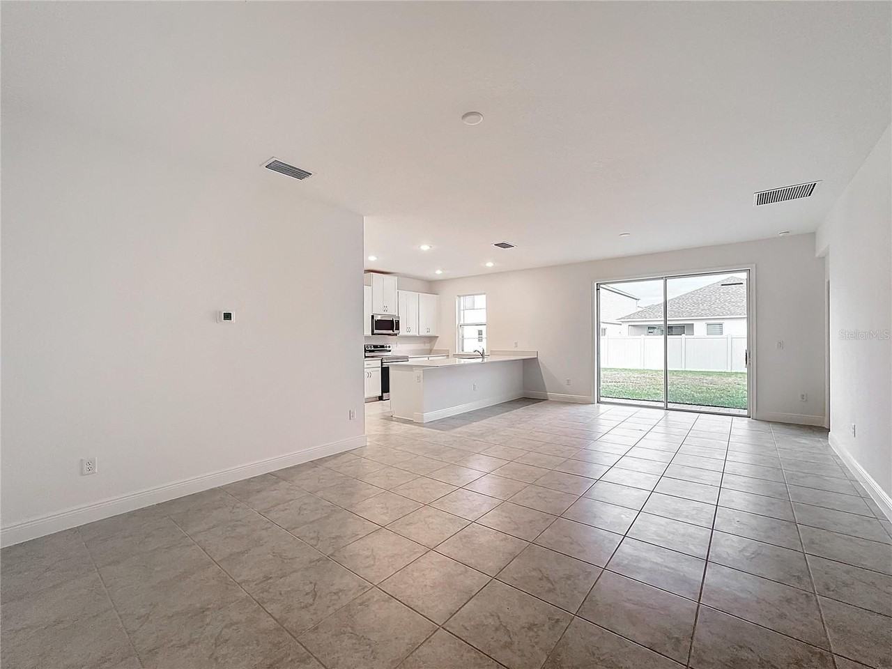 4959 Shady Pines Drive - Photo 5 of 48