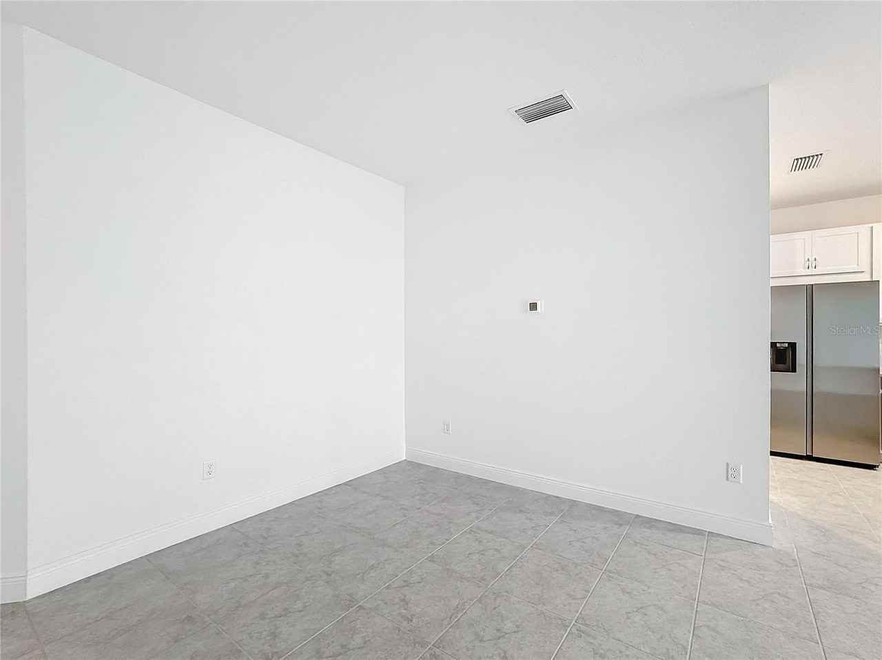 4959 Shady Pines Drive - Photo 6 of 48