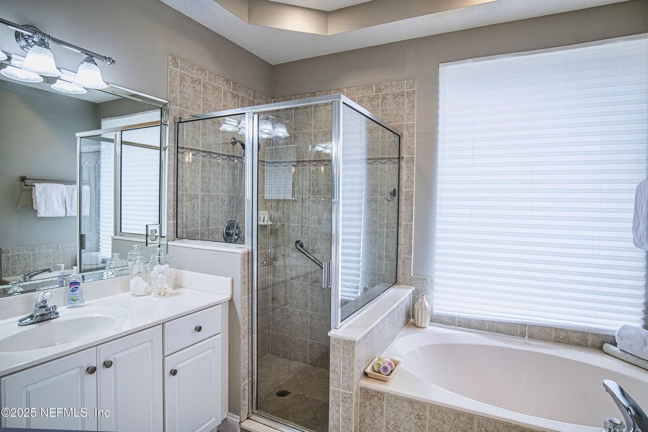 341 Island Green Dr - Photo 7 of 49