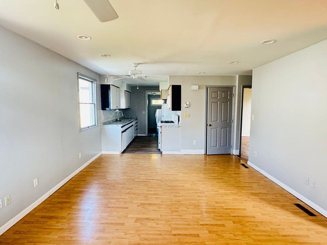 772 State St - Photo 2 of 16