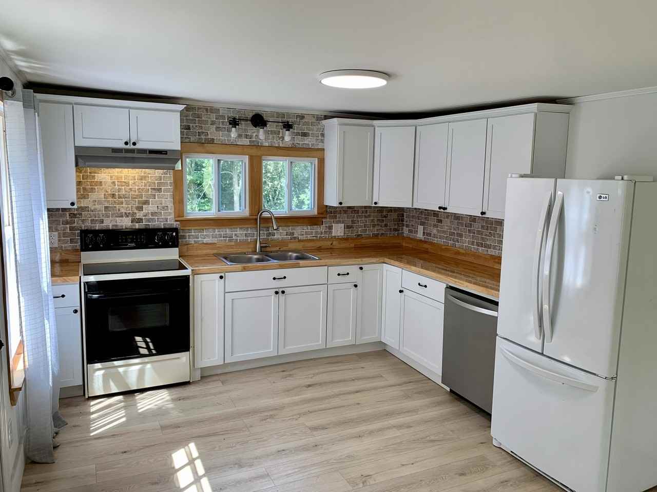 483 Alleghenyville Rd - Photo 3 of 21