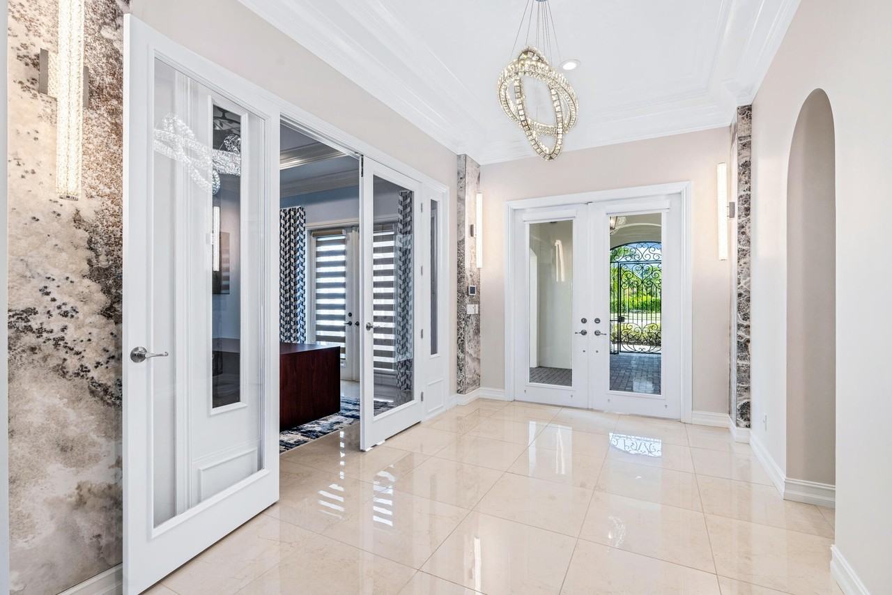 19240 Se Hidden Bridge Ct - Photo 7 of 42