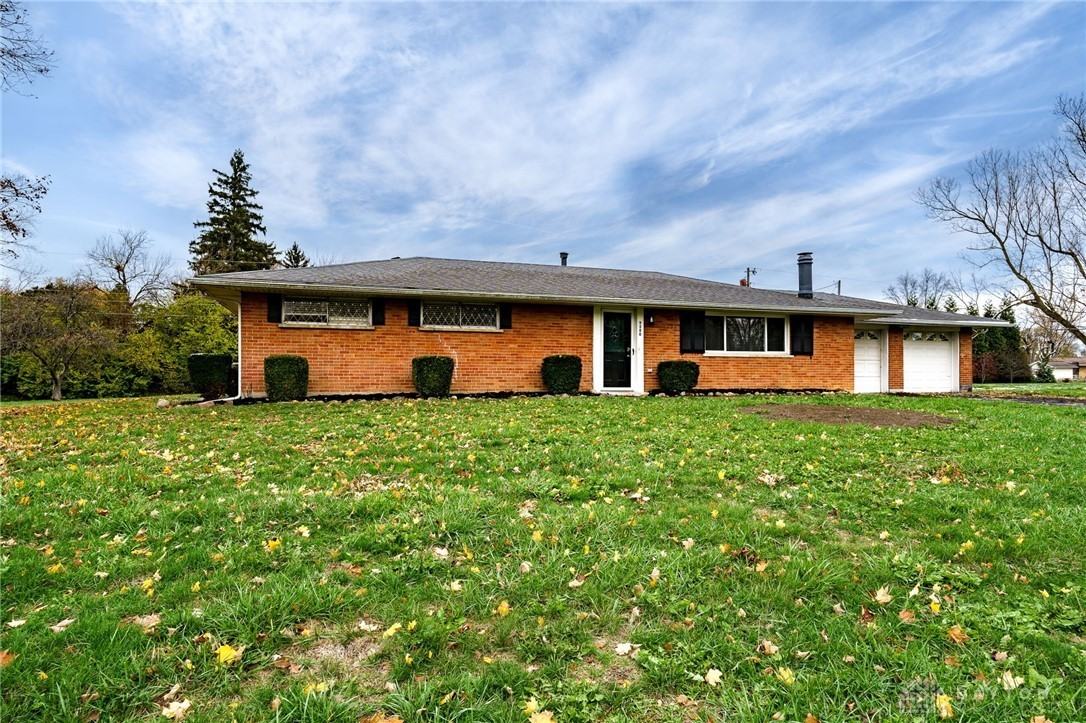 9380 Shawhan Dr - Photo 2 of 27