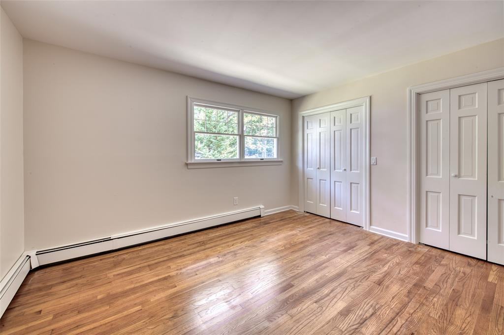 400 Little Peconic Bay Road - Photo 3 of 11