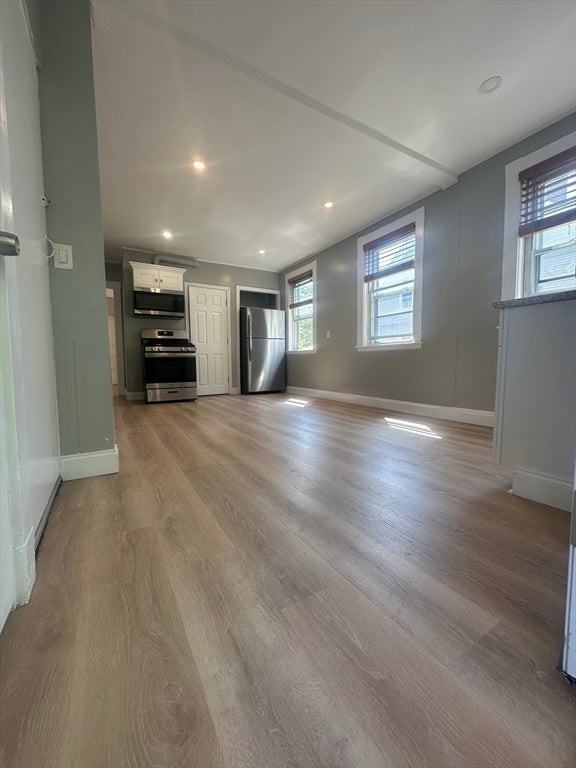 22 Wellington St - Photo 6 of 22