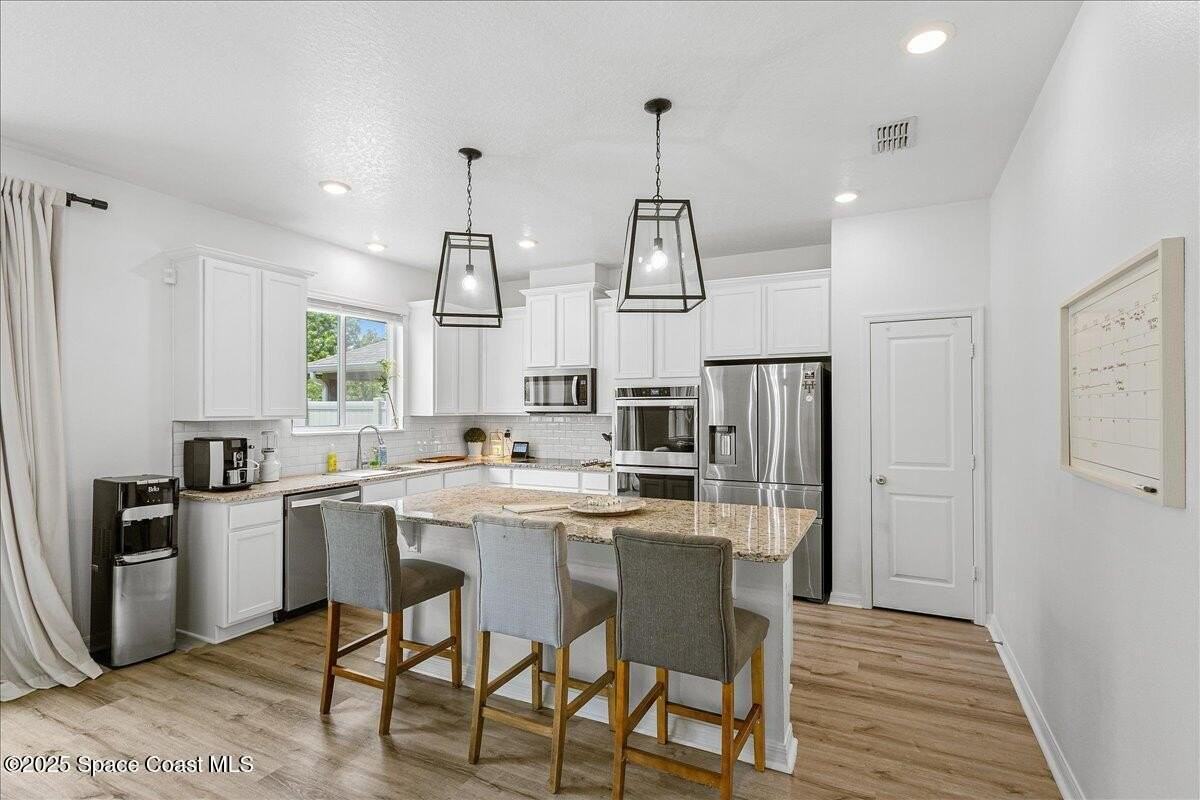 1116 Potenza Dr - Photo 5 of 25