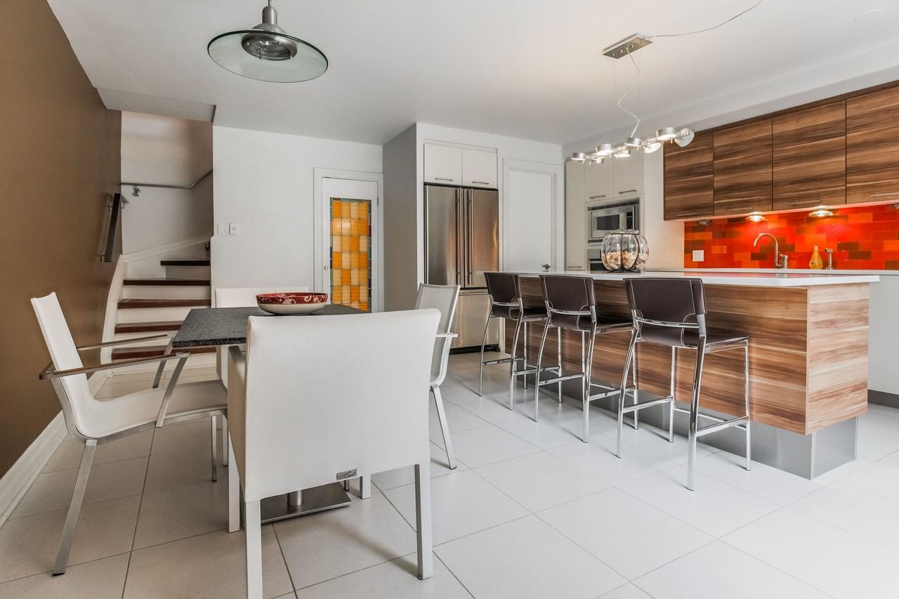 28 - 28 Admiral Road #3 - Photo 4 of 10