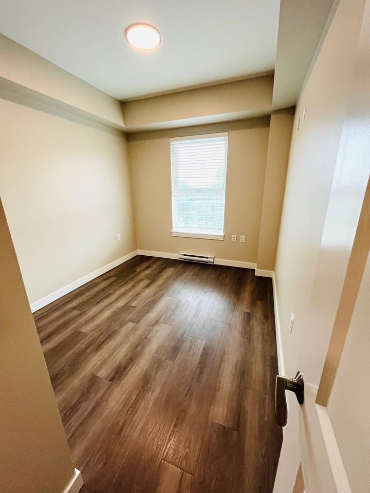 75 Southwest Marine Drive #604 - Photo 7 of 14