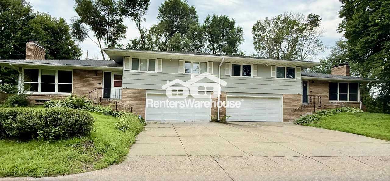 3815 W 60th St - Photo 2 of 37